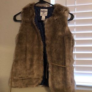 Girls furry vest